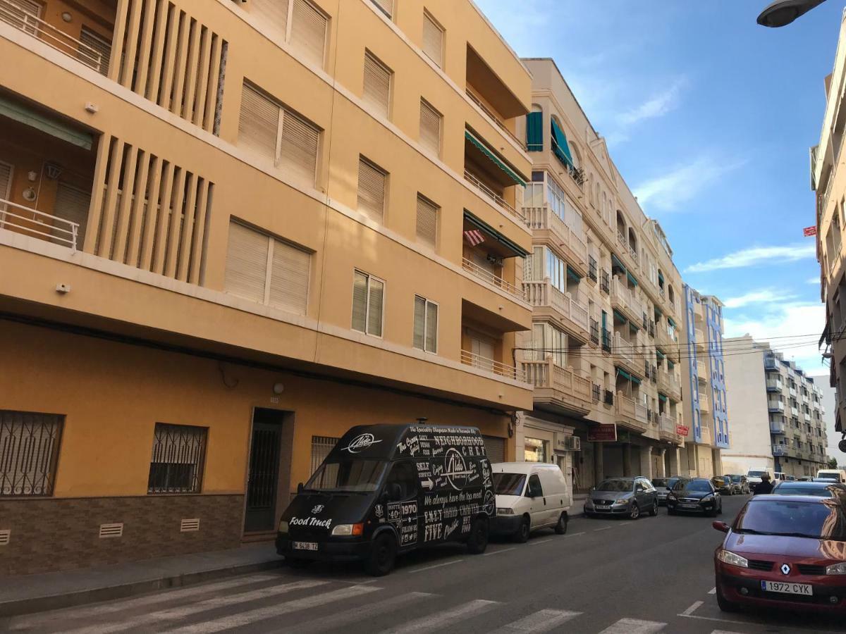 Homely Apartments Noruega Torrevieja Exterior photo